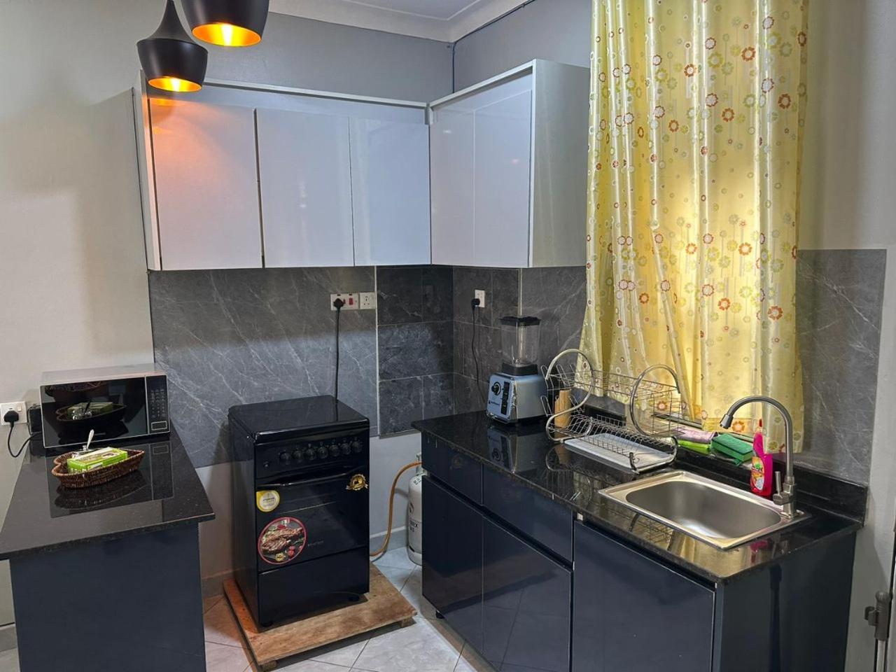 Sequoia Living Acomodação com café da manhã Kampala Exterior foto